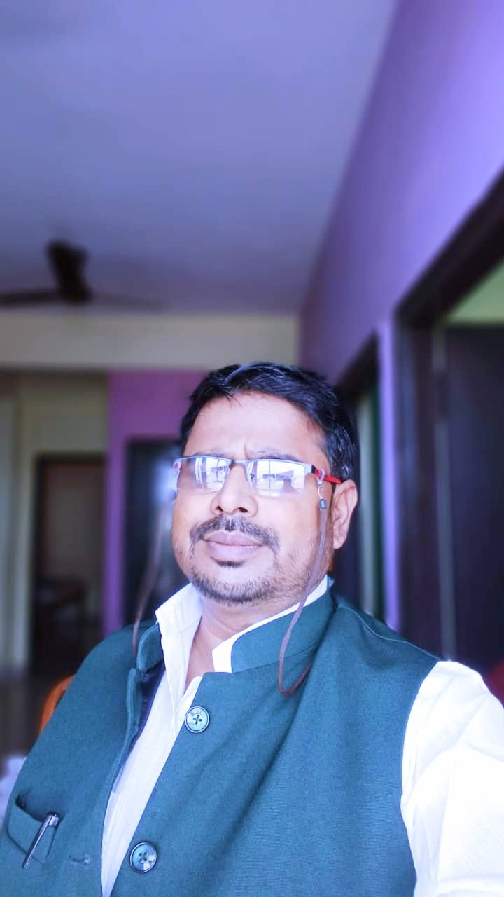 Vijay Yadav Sir is the Renowned Hero of Project Philosopher and Management of India